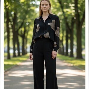 NWT Perceptions Semi-sheer Floral Blouse 26W